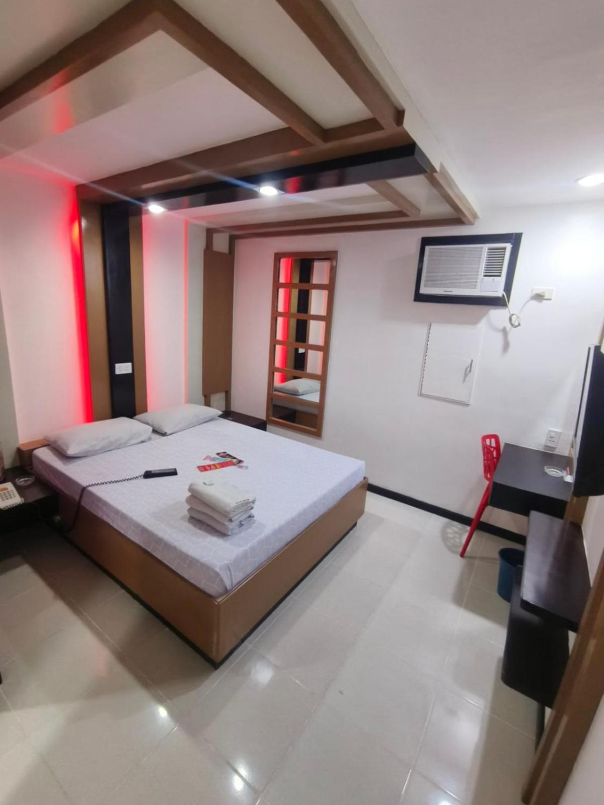 Hotel Sogo Naga Exterior photo
